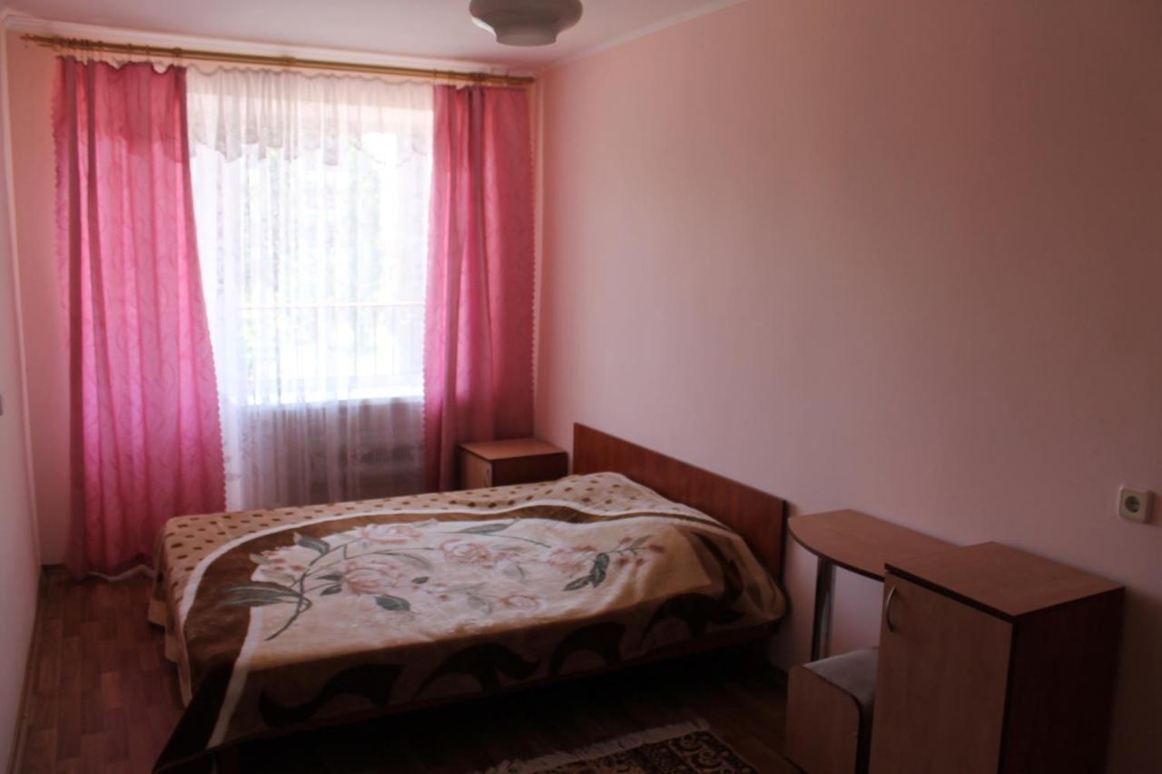 Kometa-2 Hotel Koblevo Oda fotoğraf
