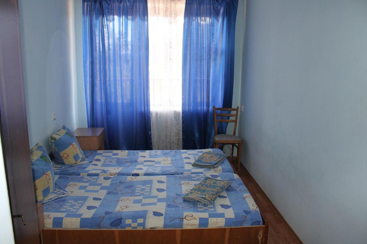 Kometa-2 Hotel Koblevo Oda fotoğraf