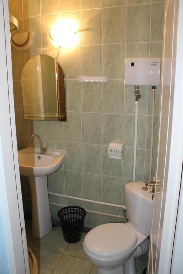 Kometa-2 Hotel Koblevo Oda fotoğraf
